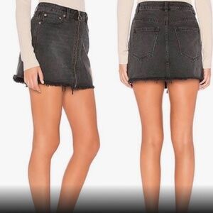 Free People We the Free Zip Up Black Mini Denim Skirt 100% Cotton Denim Size 25